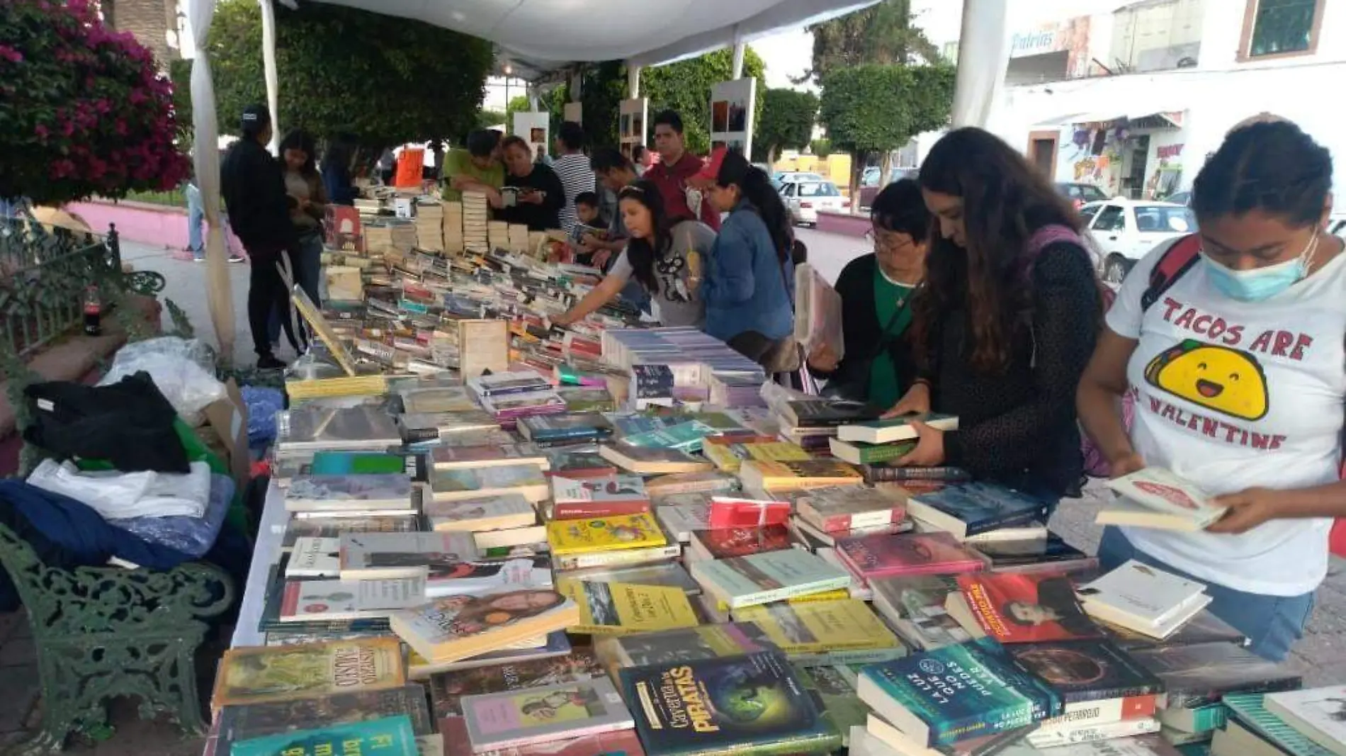 FERIA LIBRO UNO